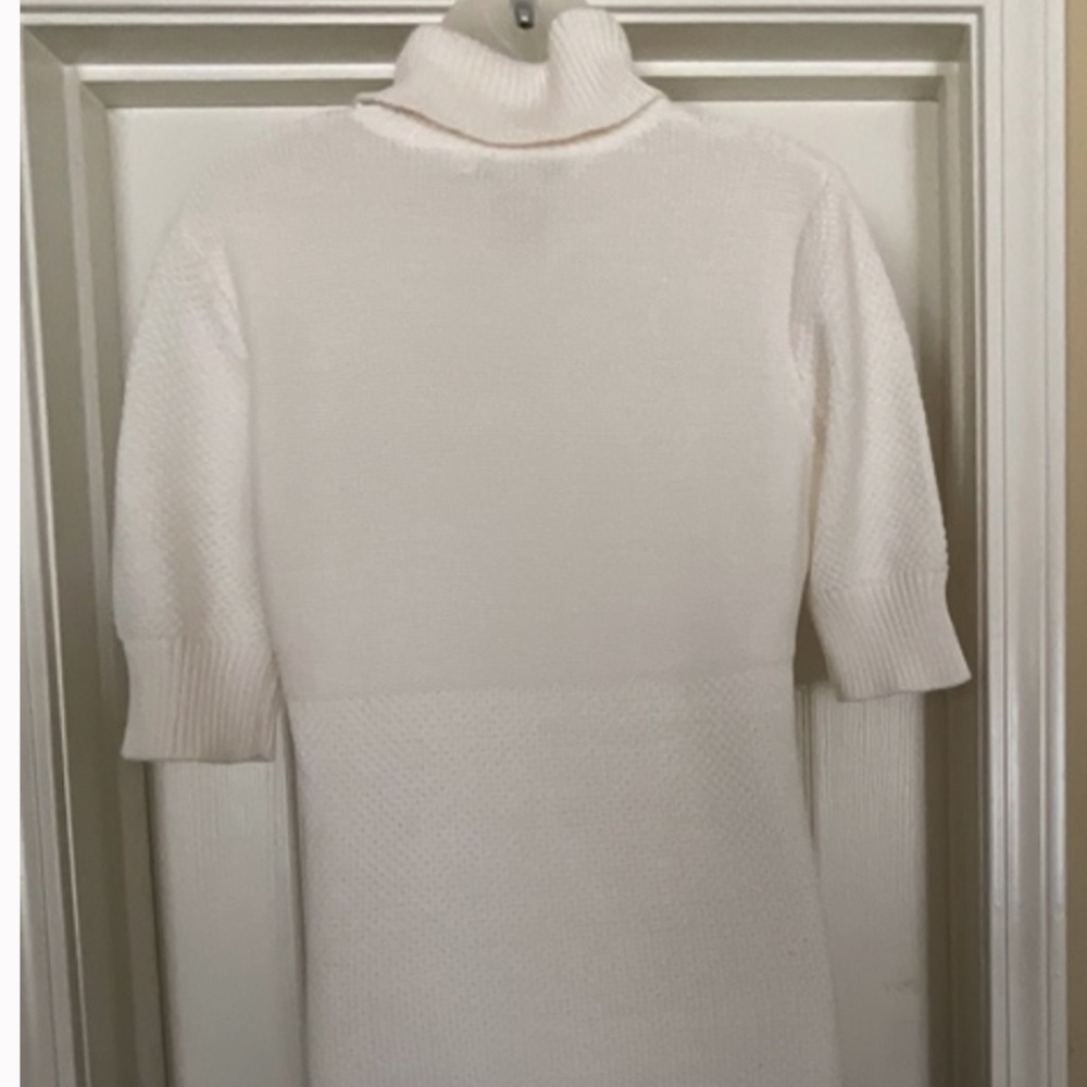 VINTAGE Requirements WHITE KNIT SWEATER, size M, short sleeves, - Picture 2 of 4